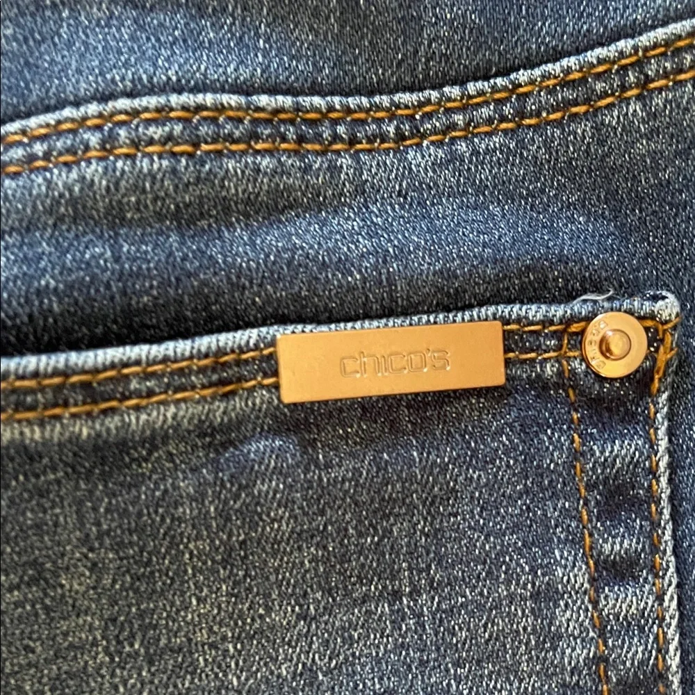 Chico's Dark Blue Denim Bermuda Shorts So Slimming Girlfriend Short - Picture 4 of 4